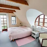 Semesterbostad 4 Star In *